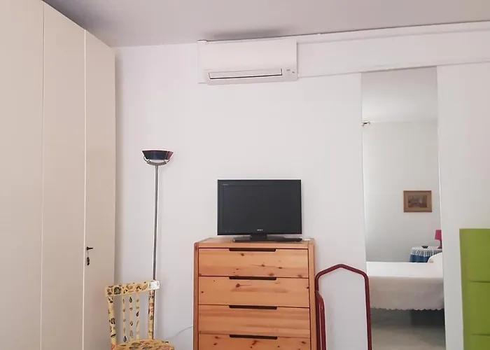 Rachel\'S House